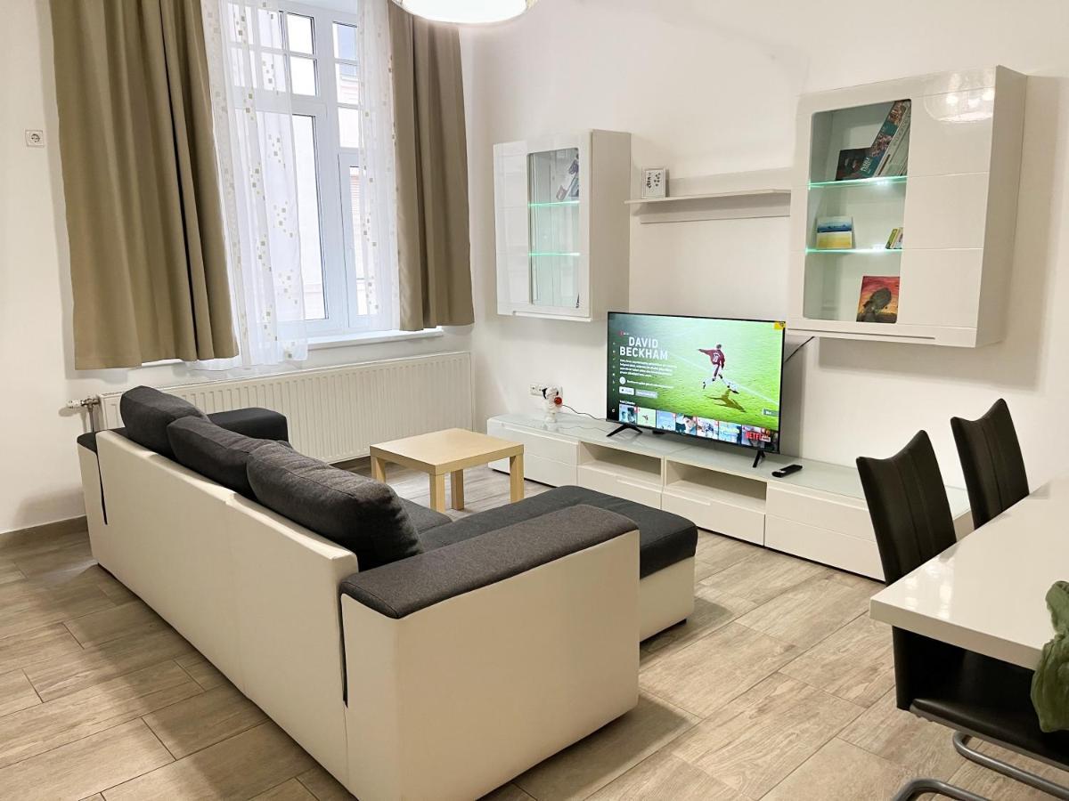 Majestic Residency - 3 Bedrooms Apartment Budapest Esterno foto