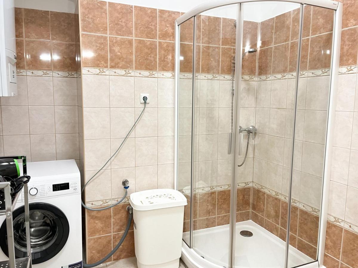 Majestic Residency - 3 Bedrooms Apartment Budapest Esterno foto