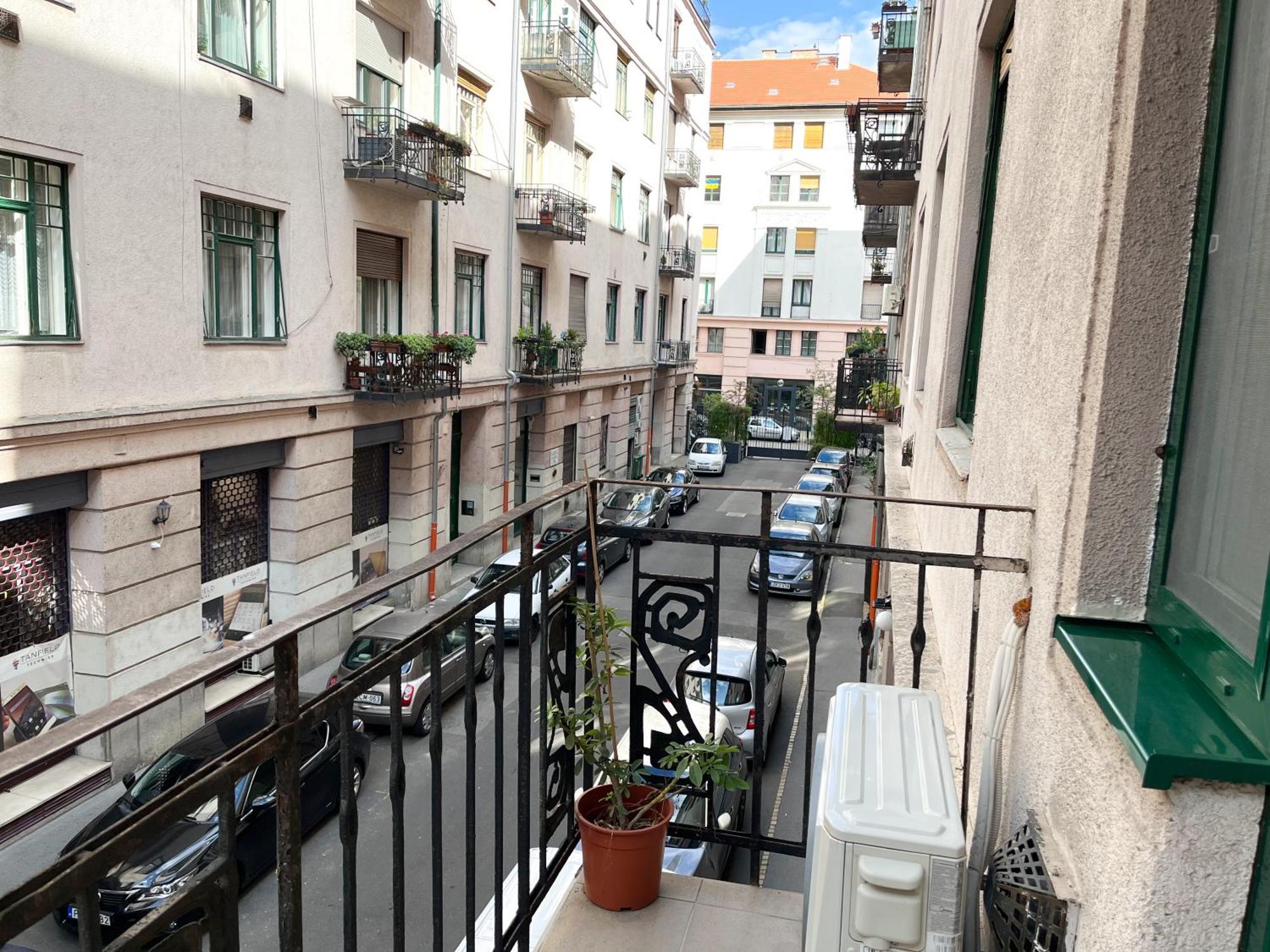 Majestic Residency - 3 Bedrooms Apartment Budapest Esterno foto
